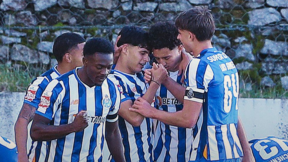 FC Porto B vence Penafiel