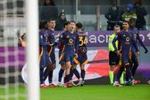 Jogadores da Roma a celebrarem o golo de Soulé
