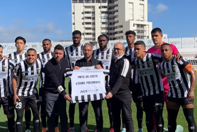 Portimonense joga com o nome de Pinto da Costa nas camisolas
