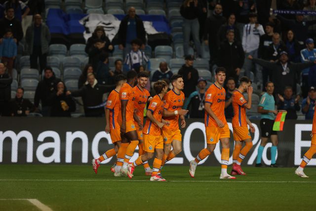 Farense-FC Porto em direto: dragão vence, mas sai com ferimentos