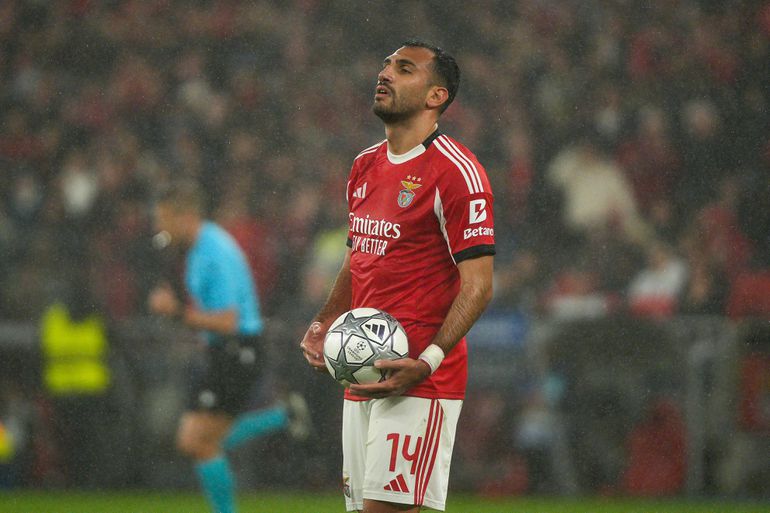 Pavlidis, avançado do Benfica