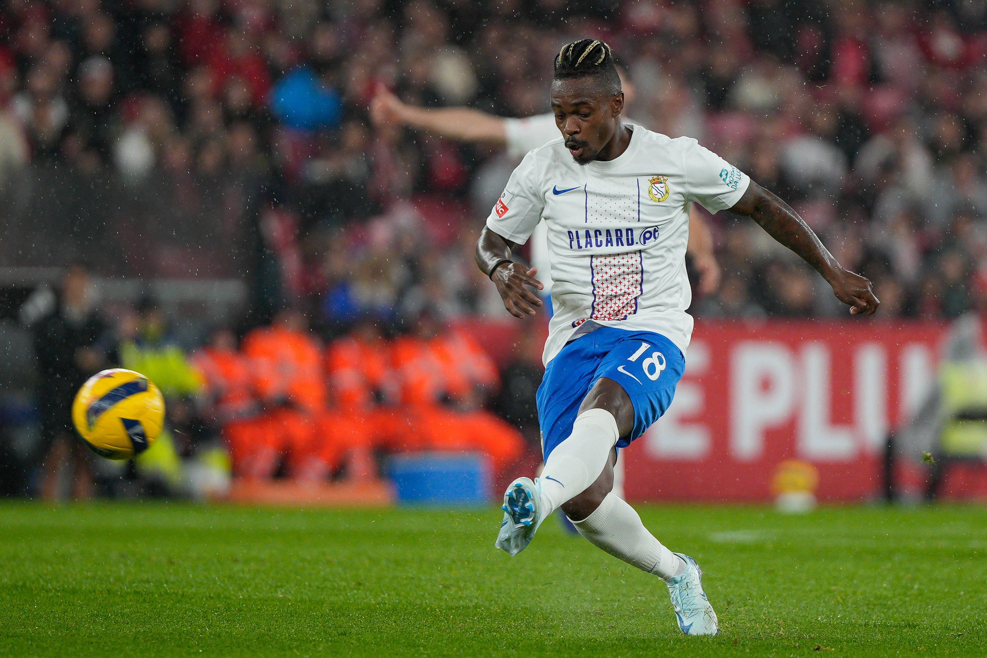 Lincoln com a camisola do Alverca