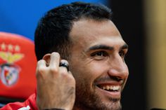 Pavlidis, avançado do Benfica, em conferência de imprensa