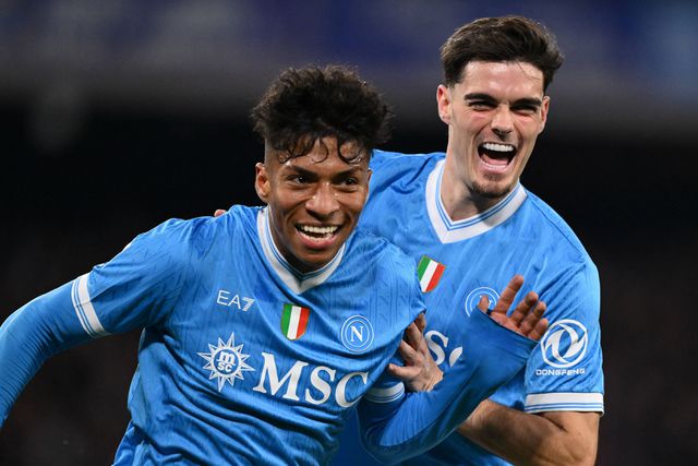 Alisson Santos a celebrar o seu primeiro golo pelo Nápoles