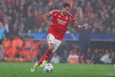 Pavlidis, avançado do Benfica