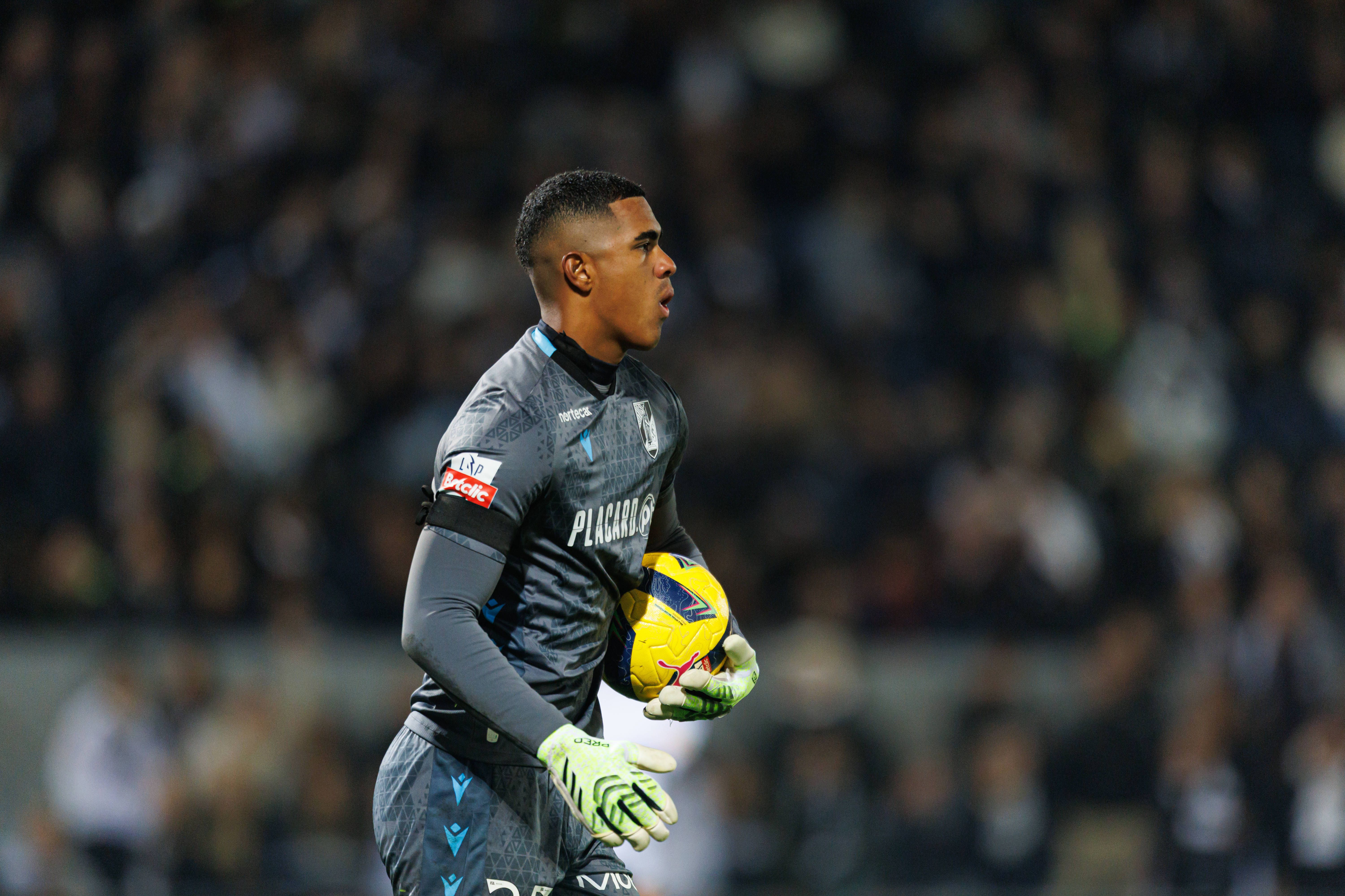 7. Juan Castillo (Vitória de Guimarães) - 15 jogos e seis 'clean sheets'