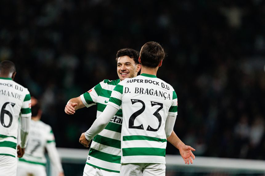 Pedro Gonçalves não foi um '9' muito bem-sucedido diante do Famalicão - Foto: IMAGO