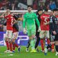 Thibaut Courtois deu os parabéns a Trubin pelo golo no Benfica-Real Madrid