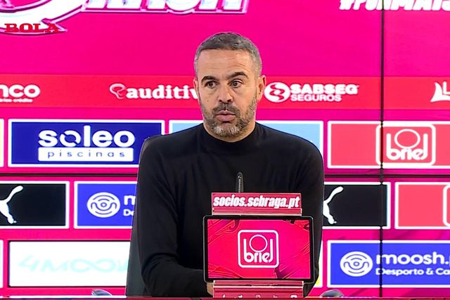 Artur Jorge fala do choque aparatoso de Matheus e Serdar