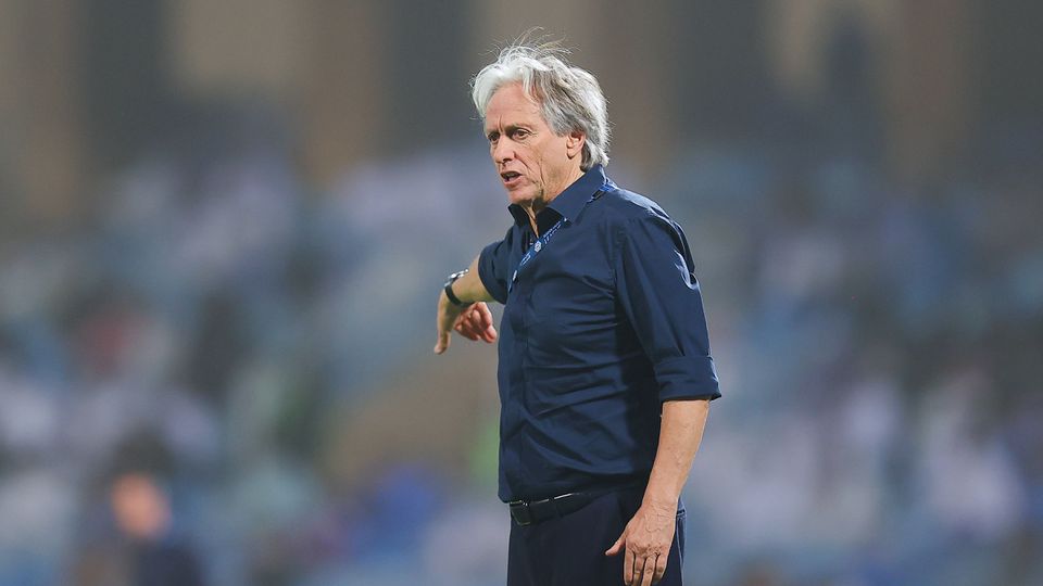 Jorge Jesus e as queixas do Damac: «Os fracos arranjam sempre desculpa com os árbitros...»