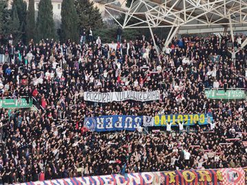 Claques do FC Porto tentaram invadir museu no Dragão por roubo de faixas