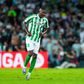 William Carvalho em ação pelo Betis