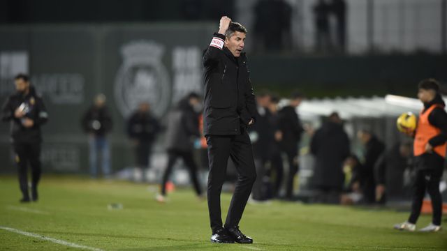 Bruno Lage no Rio Ave-Benfica