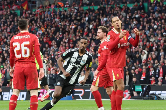 Liverpool avança por Isak, Newcastle já tem substituto