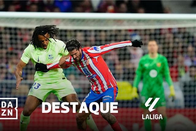 VÍDEO: Koundé arrisca expulsão após toque na cara de Simeone