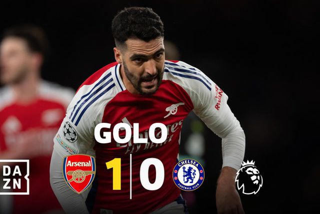 Tudo 'agarrado' na pequena área mas houve alguém que escapou