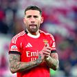 Nicolás Otamendi, 38 anos, chegou à Luz no verão de 2020 e tem 275 jogos pelo Benfica — Foto: IMAGO