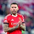 Nicolás Otamendi, 38 anos, acaba contrato com o Benfica em junho — Foto: IMAGO
