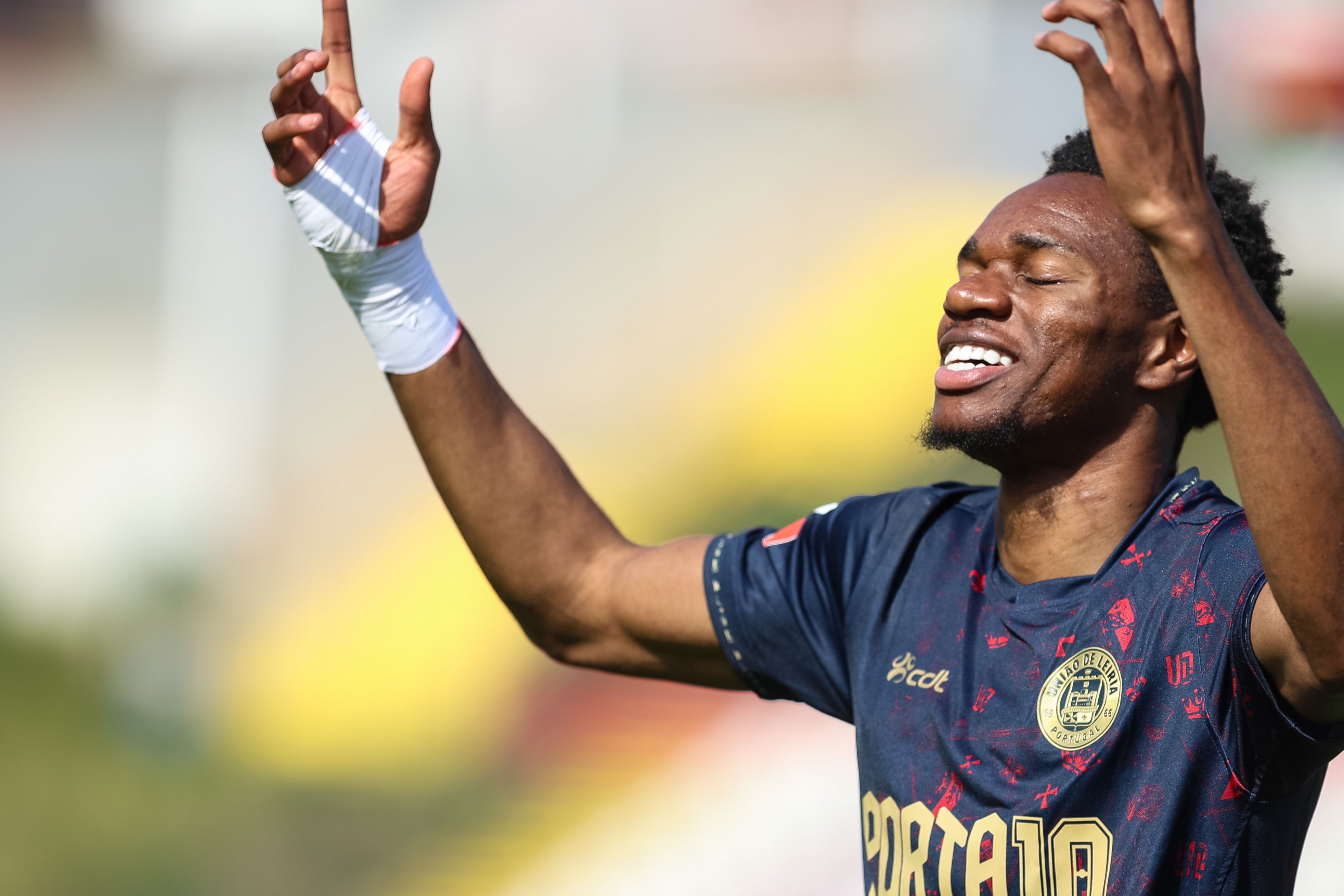 Dieu Michel está nos unionistas por empréstimo dos vitorianos, mas a experiência junto ao Lis está a correr de feição - Foto: UD Leiria