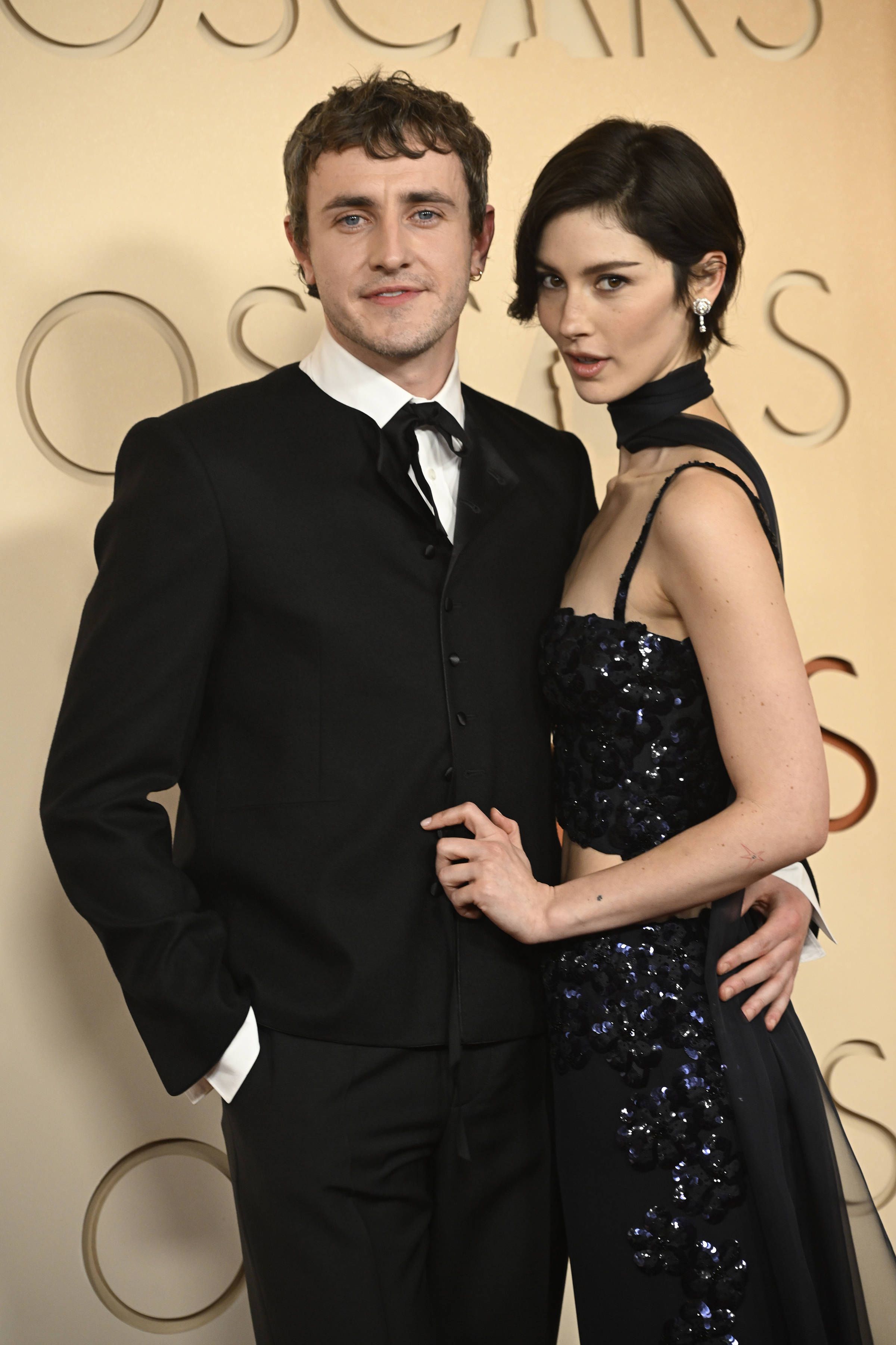 Paul Mescal e Gracia Abrams