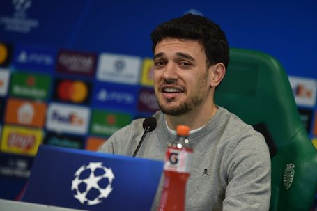 Pedro Gonçalves na conferência de imprensa (Foto: Miguel Nunes)