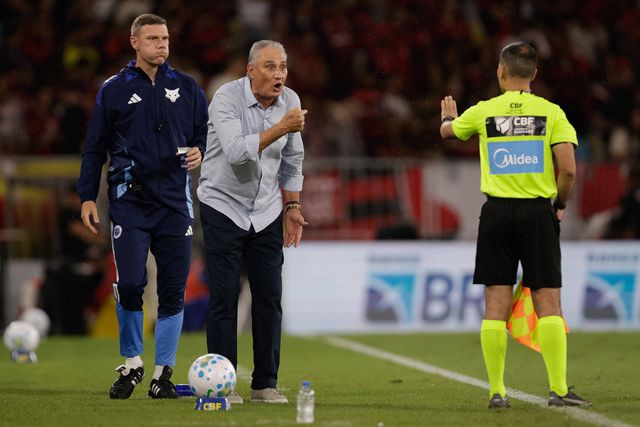 Tite pegou no Cruzeiro depois da saída de Leonardo Jardim