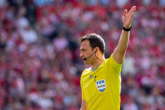 Já há árbitro para o Turquia-Portugal