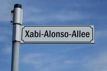 Rua Xabi Alonso em Leverkusen? É possível