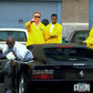 Michael Jordan no 'seu' Ferrari. Print do vídeo da 'Curated'