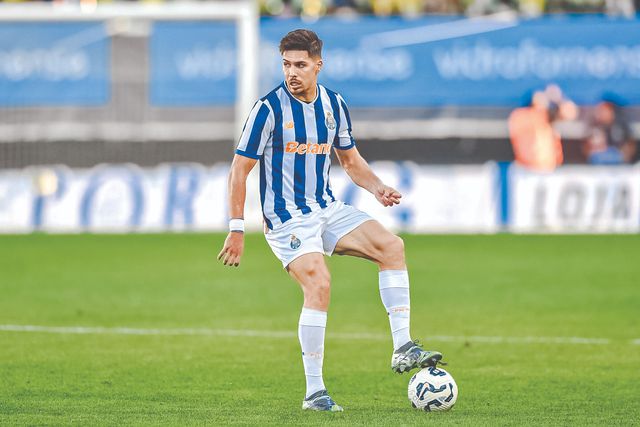 Lateral-esquerdo portista apresenta registos de excelência no capítulo das assistências (Foto: Miguel Nunes)