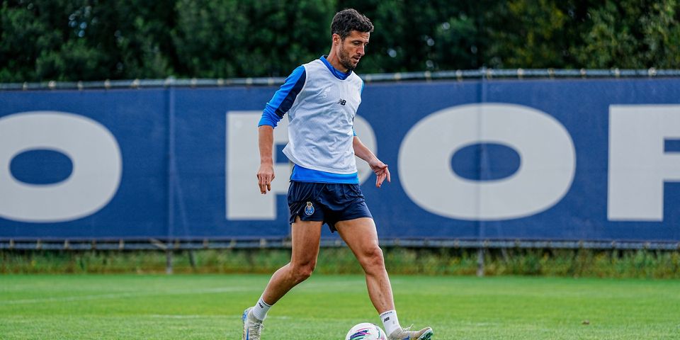 Anselmi continua privado de três peças, além de Martim Fernandes, castigado (Foto: FC PORTO)