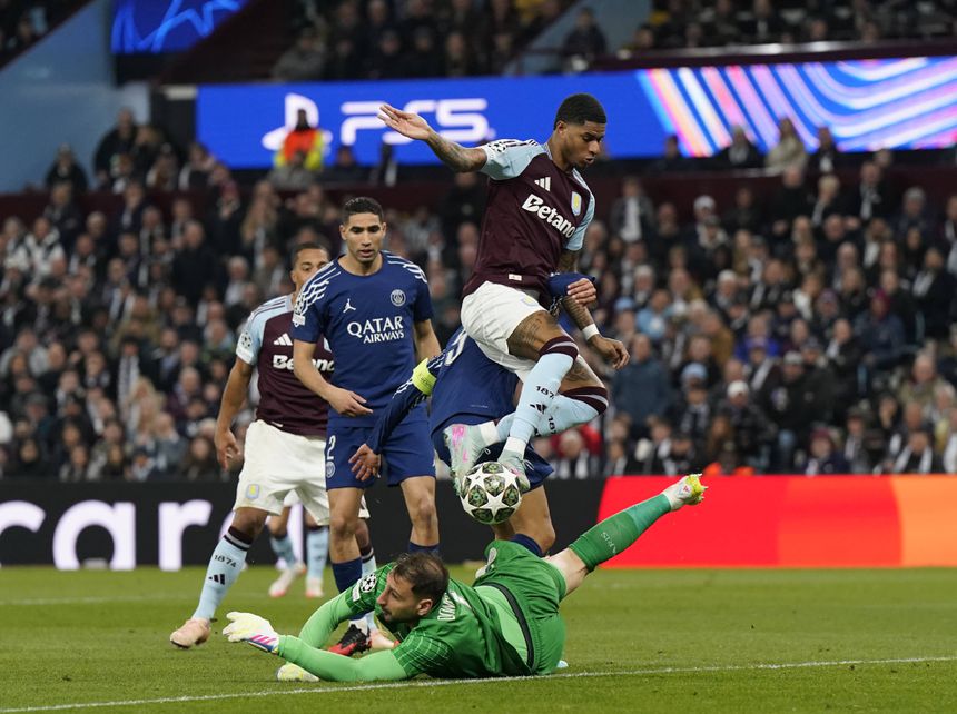 Marcus Rashford em ação frente ao PSG