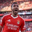 Pavlidis persegue dois gigantes dos golos do Benfica