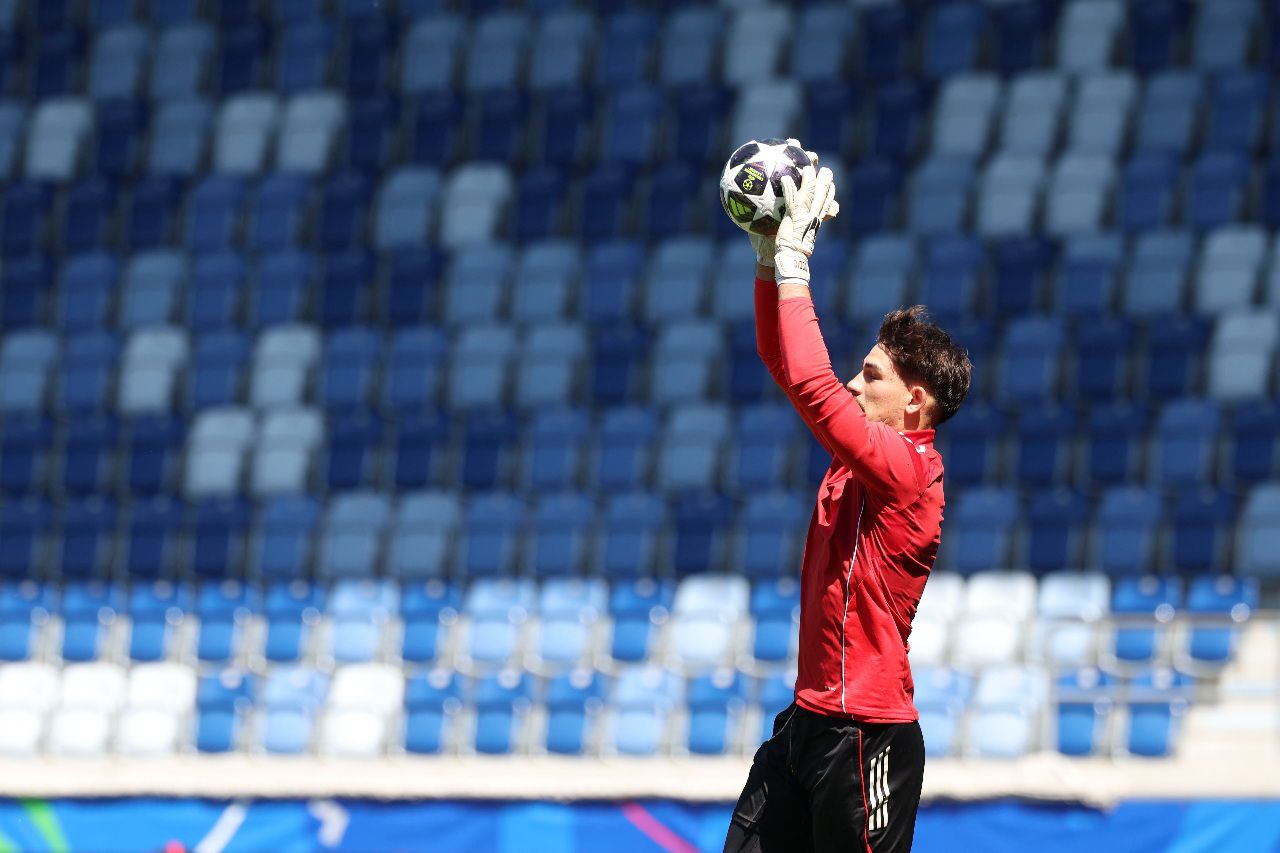Diogo Ferreira deve figurar na baliza contra o Club Brugge - Foto: SL Benfica