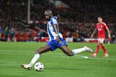 Seko Fofana encheu o meio-campo no jogo do FC Porto com o Nottingham Forest- Foto: IMAGO