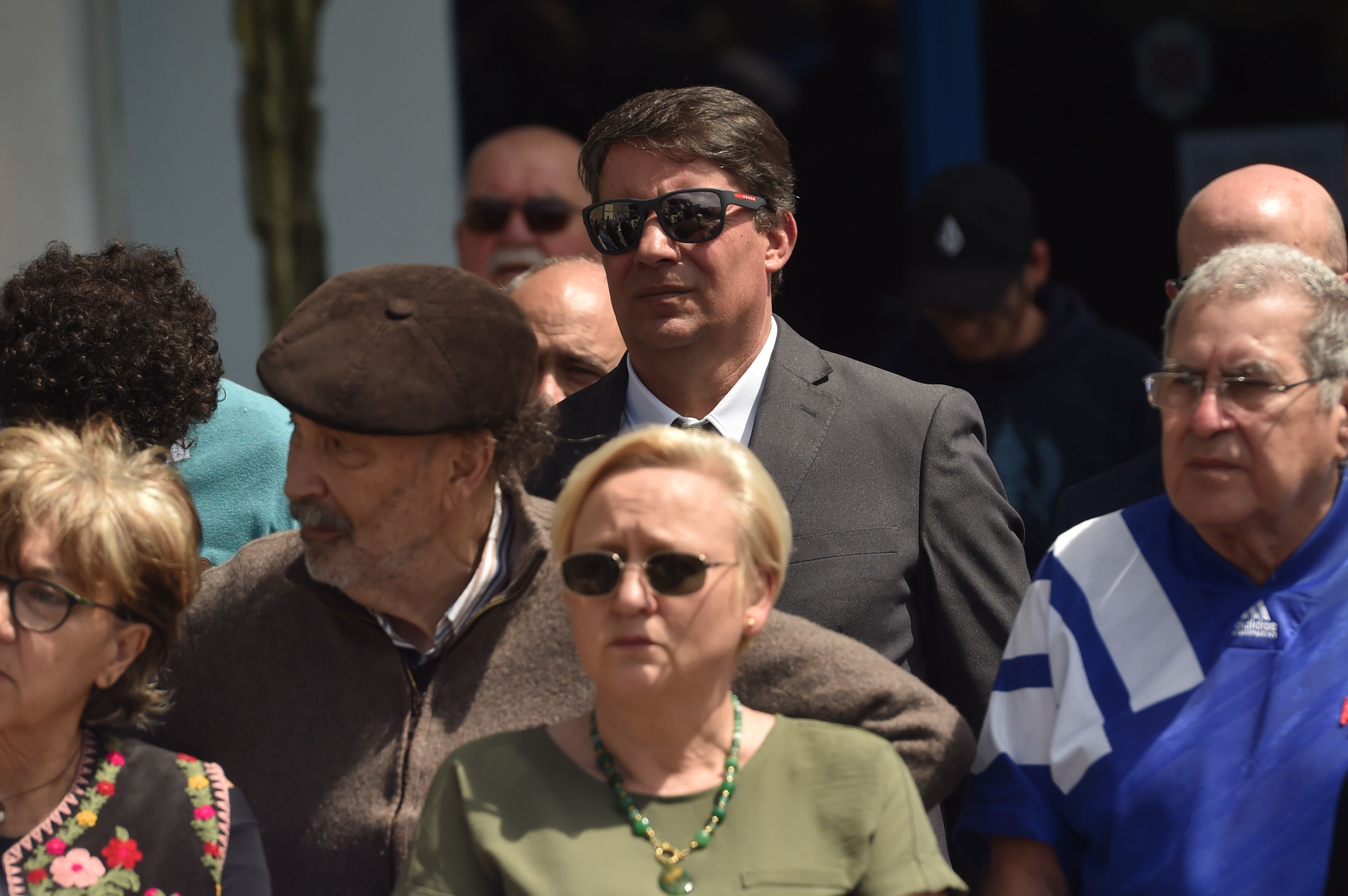 O treinador Paulo Sérgio, que foi jogador do Belenenses, no último adeus a Vicente Lucas no Estádio do Restelo (foto: Miguel Nunes)