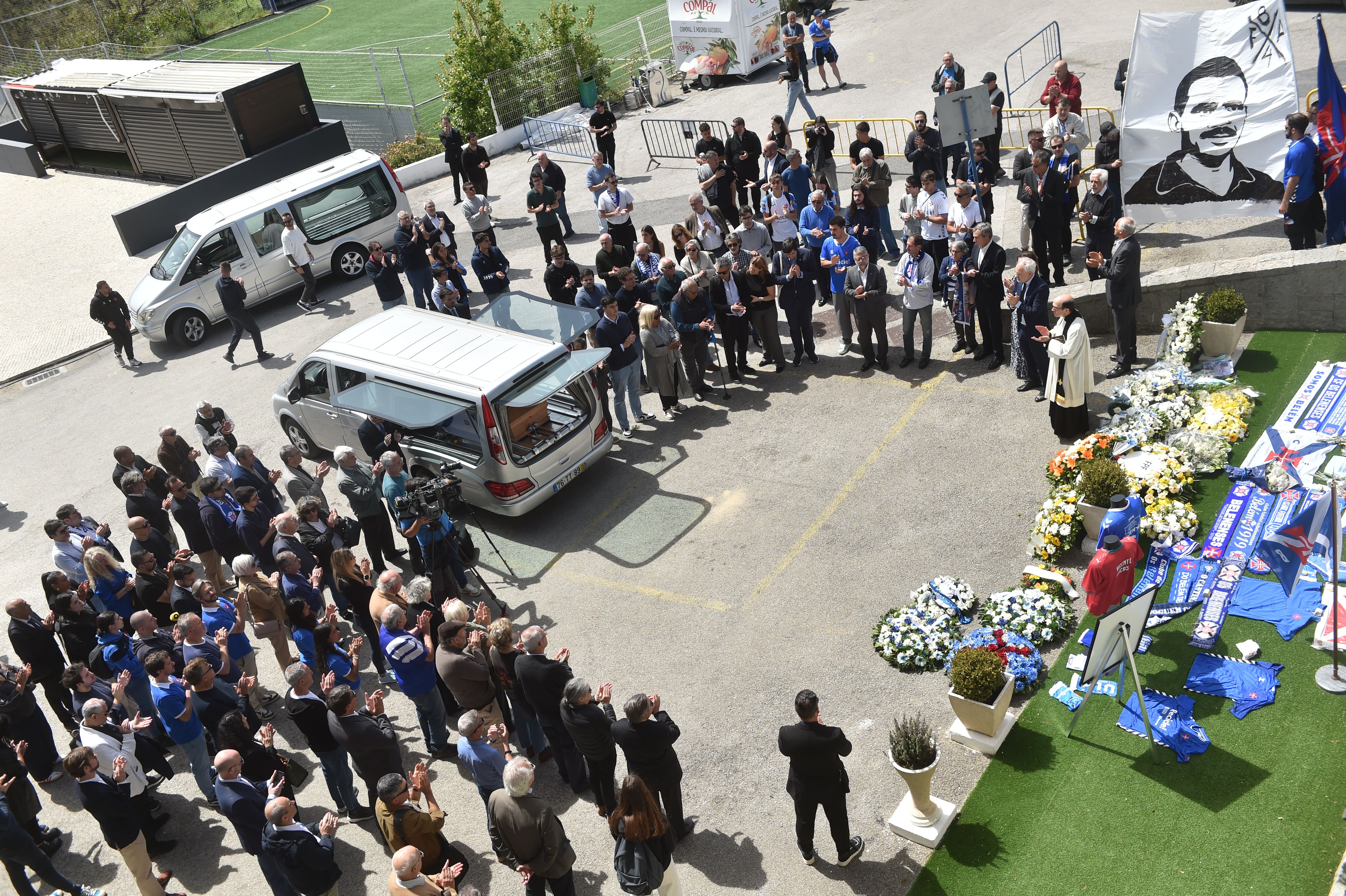 O último adeus a Vicente Lucas no Estádio do Restelo (foto: Miguel Nunes)