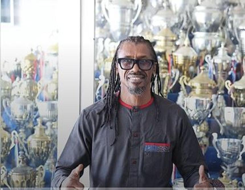Aliou Cissé em destaque no Mãe África