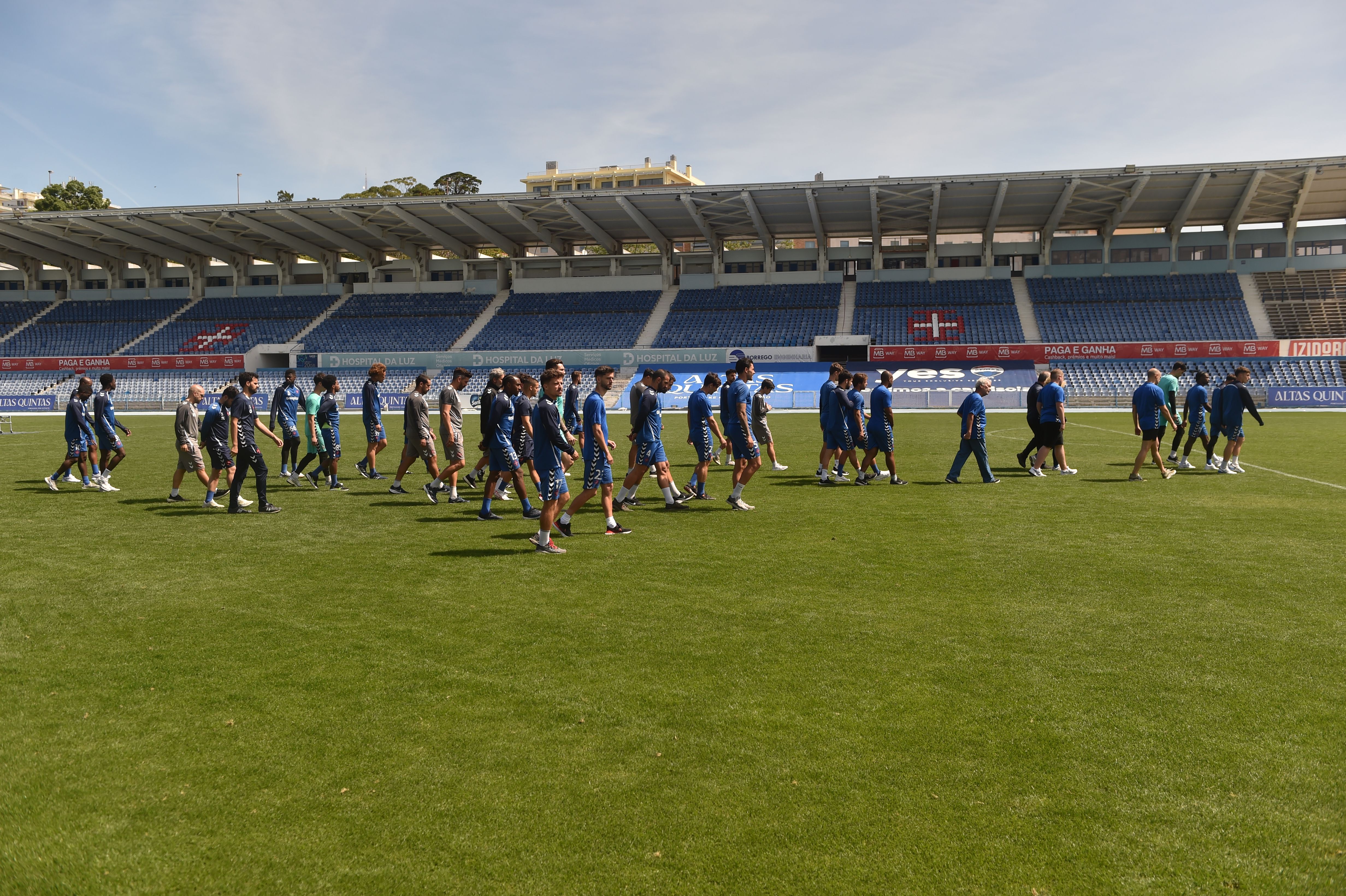 O último adeus a Vicente Lucas no Estádio do Restelo (foto: Miguel Nunes)