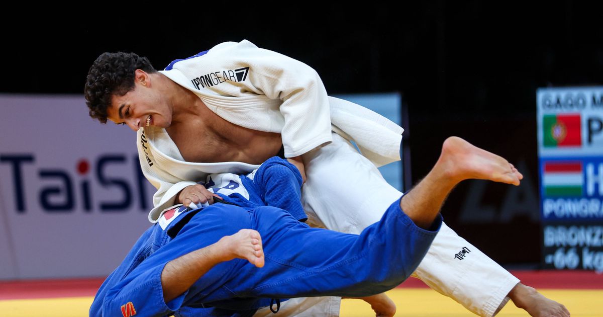 Miguel Gago vence um combate nos Europeus