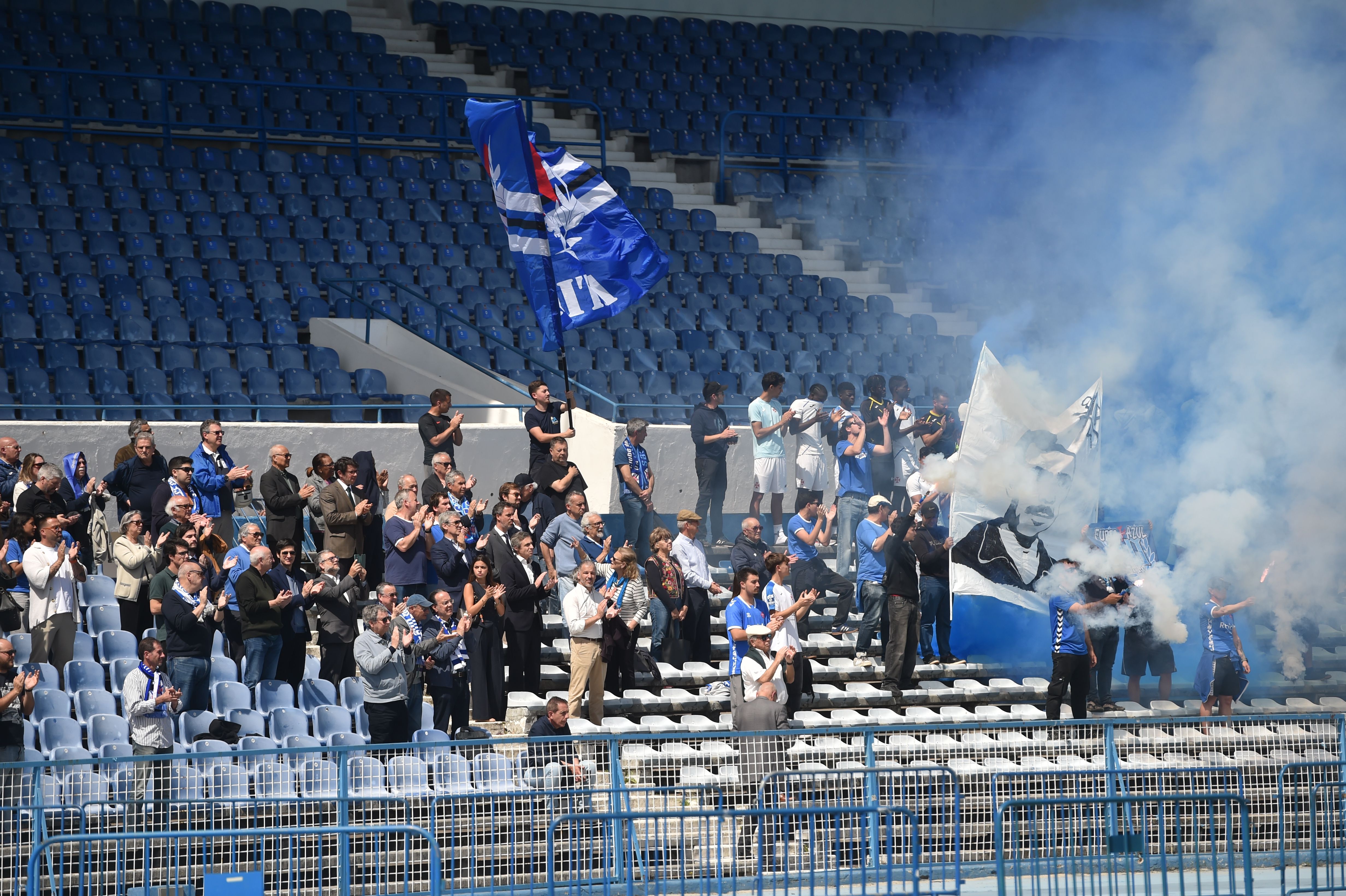 O último adeus a Vicente Lucas no Estádio do Restelo (foto: Miguel Nunes)