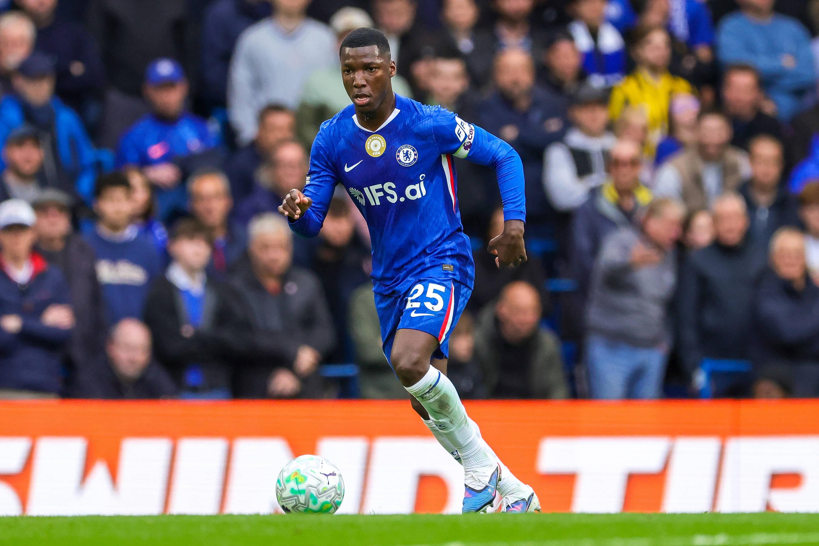 Moisés Caicedo foi capitão do Chelsea na ausência de Enzo e Reece James