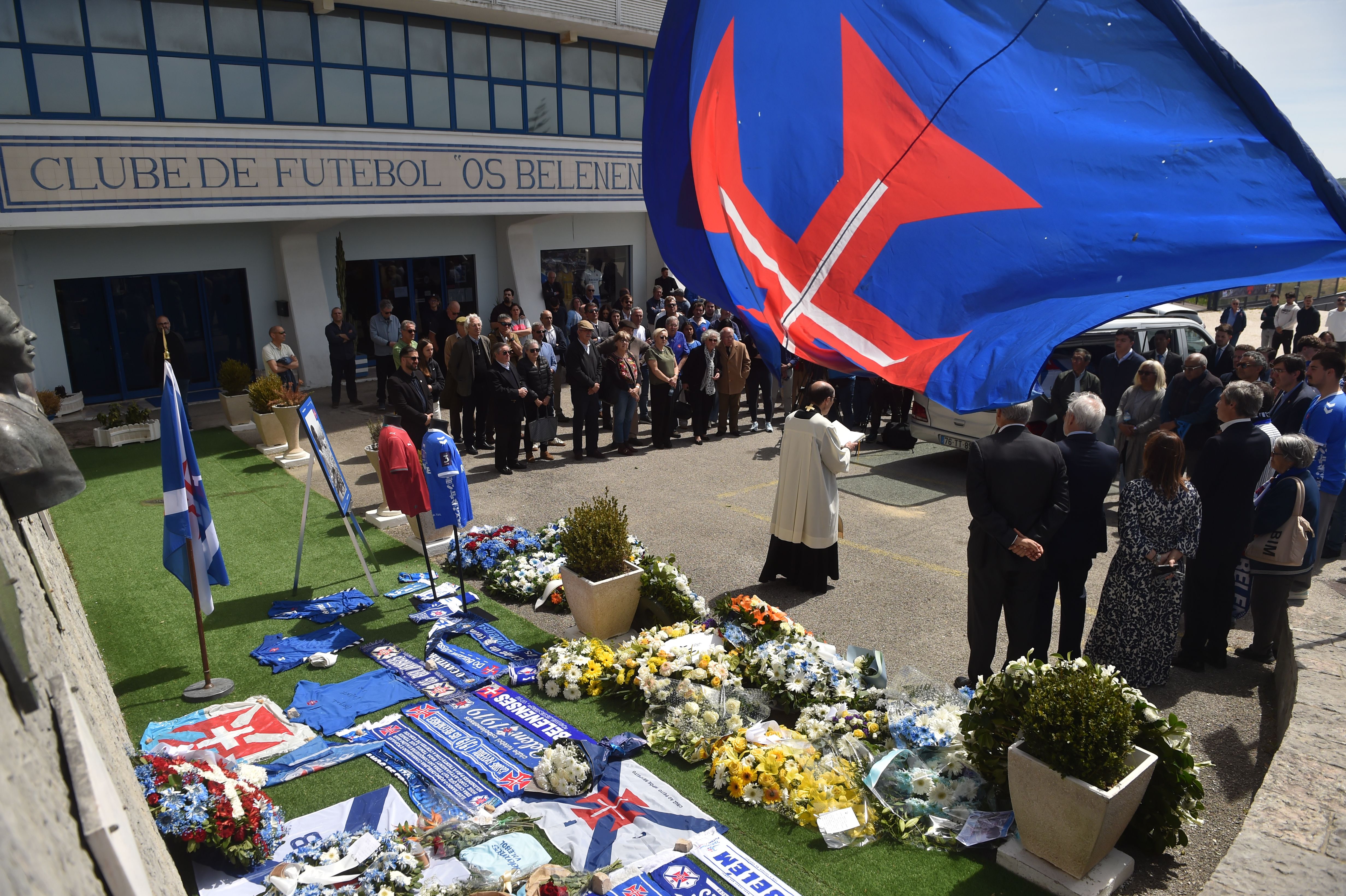 O último adeus a Vicente Lucas no Estádio do Restelo (foto: Miguel Nunes)