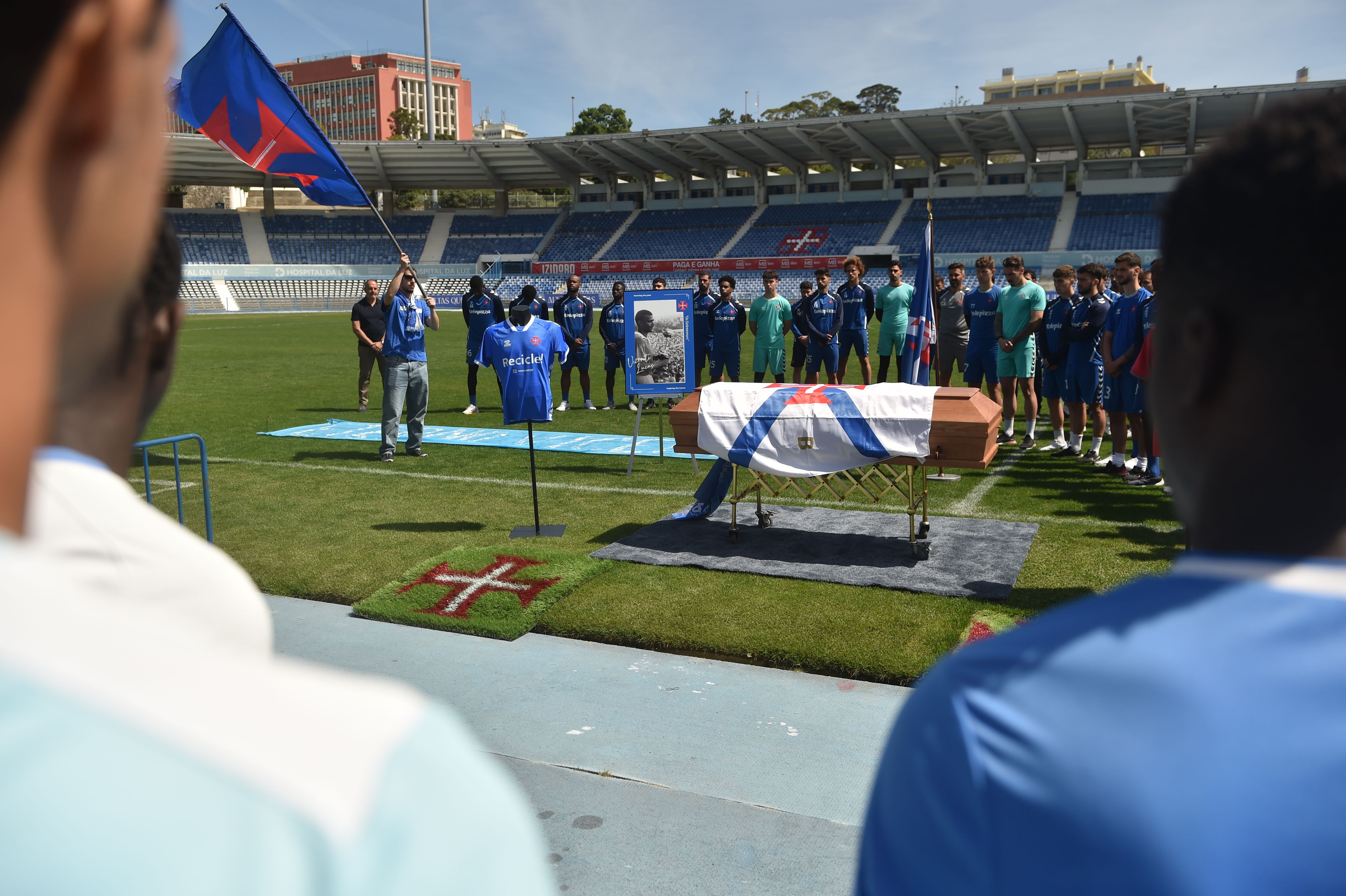 O último adeus a Vicente Lucas no Estádio do Restelo (foto: Miguel Nunes)