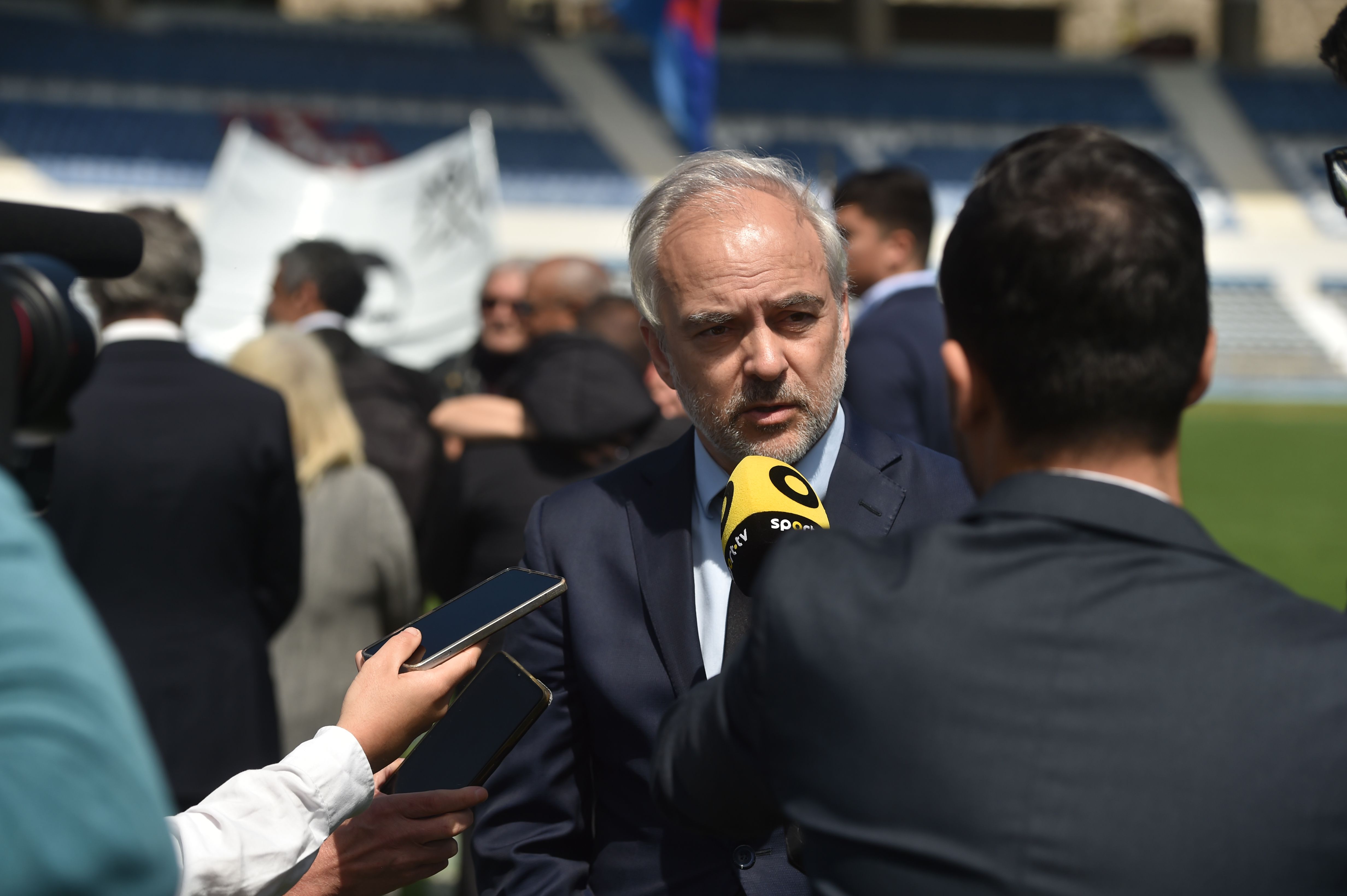 Patrick Morais de Carvalho, presidente do Belenenses, no último adeus a Vicente Lucas no Estádio do Restelo (foto: Miguel Nunes)