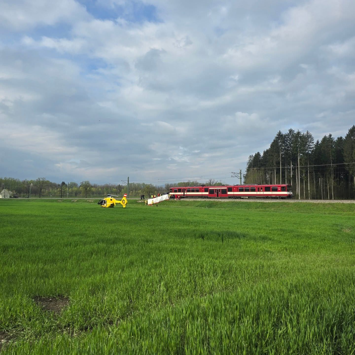 As imagens do acidente fatal de Alex Manninger (fotos: Freiwillige Feuerwehr Nußdorf am Haunsberg)