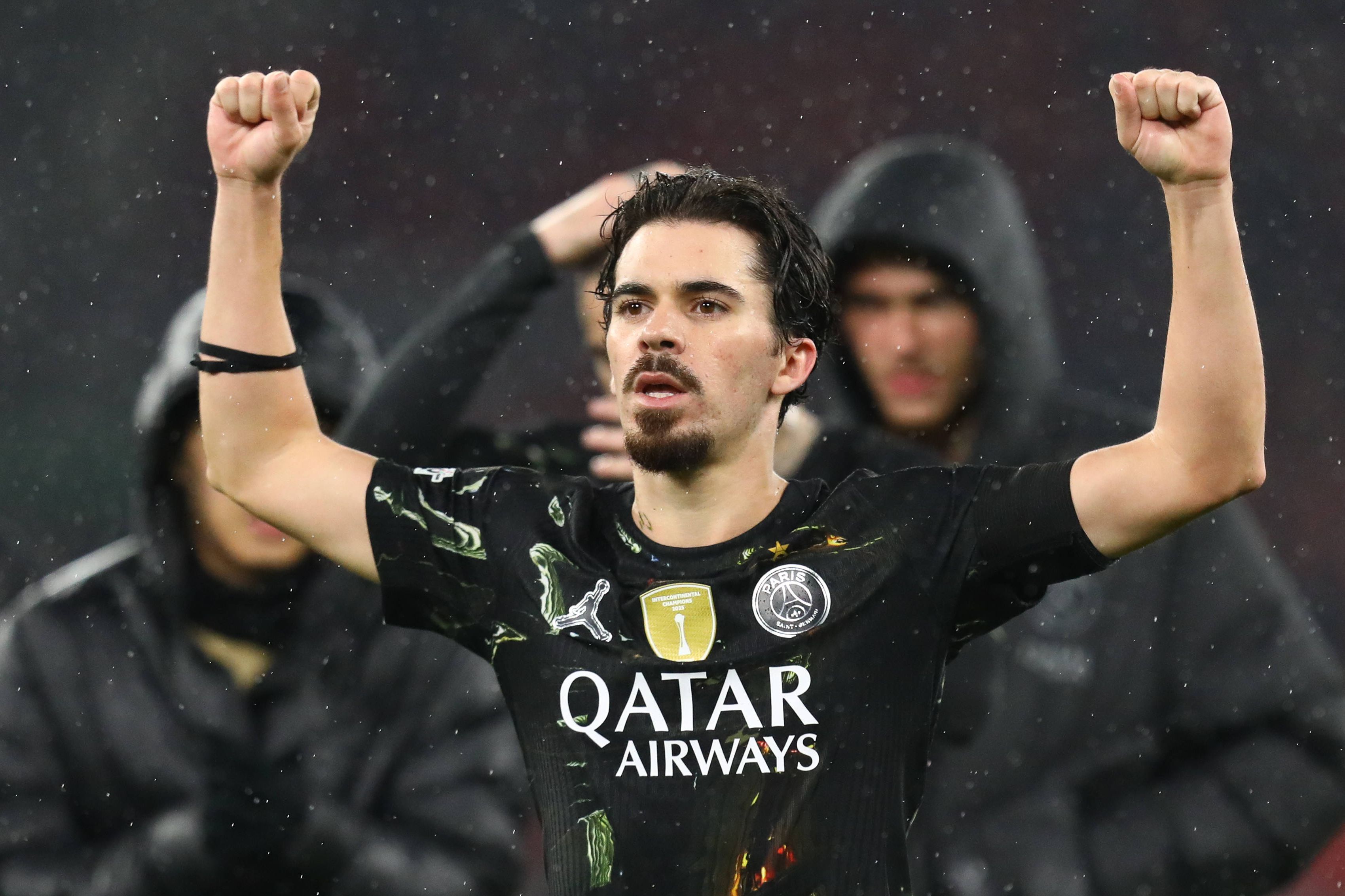 Vitinha terminou no terceiro lugar da Bola de Ouro 2025, atrás de Yamal e Dembélé, o vencedor