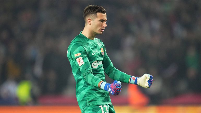 Iñaki Peña vai ficar no Barcelona