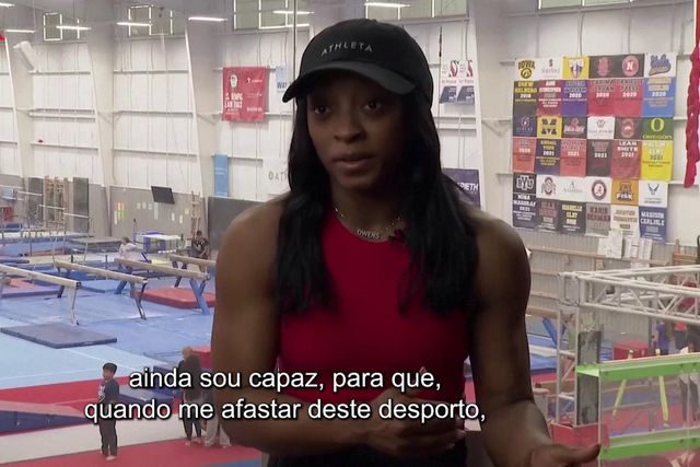 Terapia faz a diferença - Estrela da ginástica Simone Biles sobre 'ultrapassar os limites' após Tóquio.