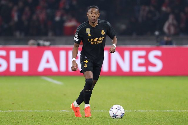 Real Madrid: David Alaba volta a ser operado ao joelho